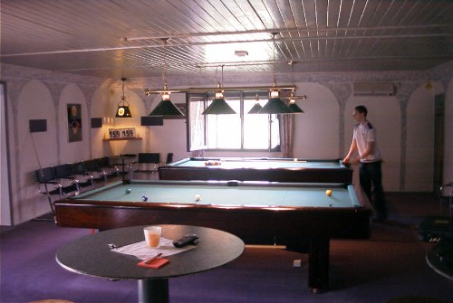 Westkampfbahn 4 Poolbillard